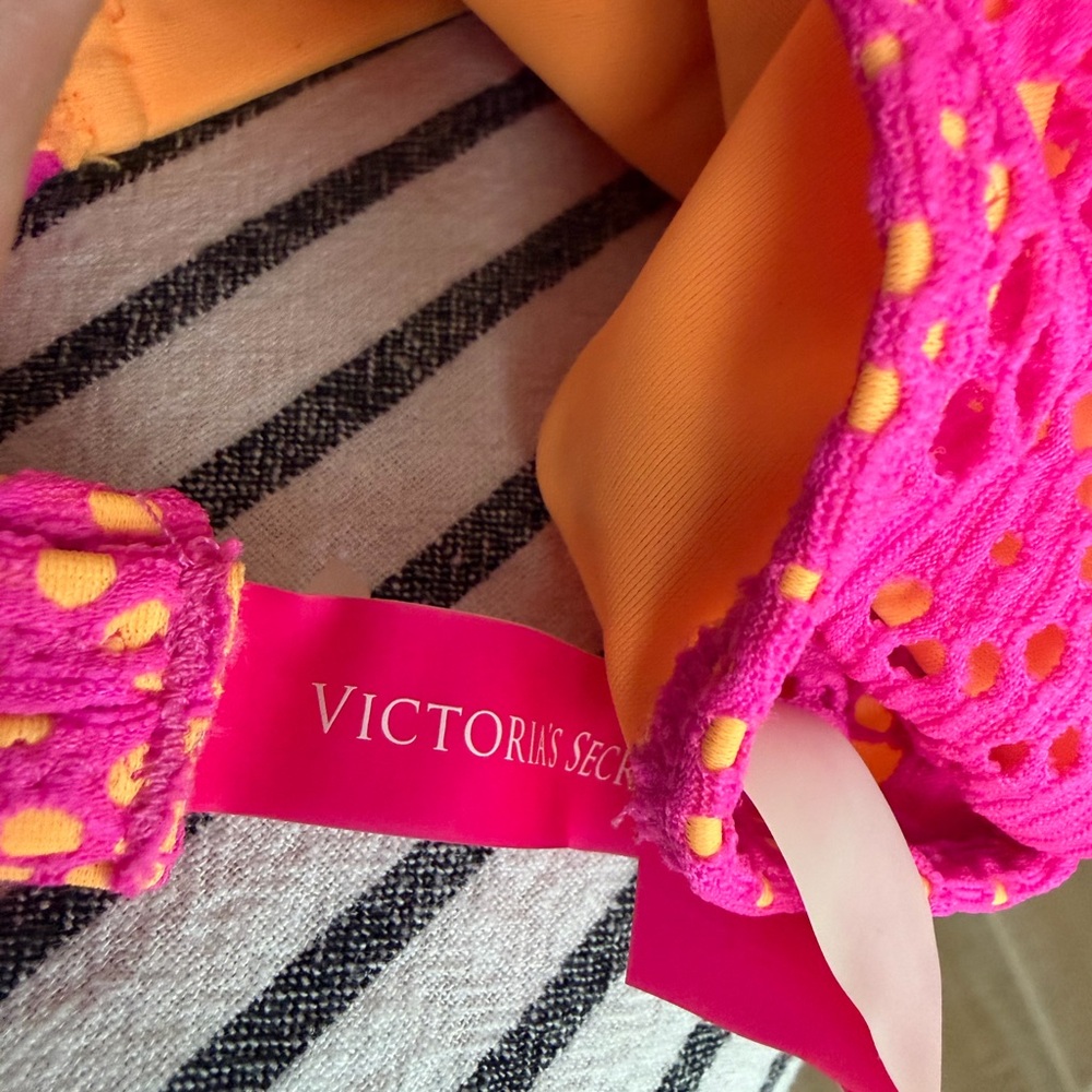 Victoria's Secret Pink and Orange Crochet Bikini Set - Picture 4 of 4